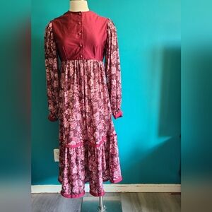 Womens 1970s tiered Prairie dress midi dress vintage retro boho floral button